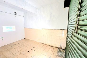 4 Storey Shop Offices Tmn Perindustrian KIP Kepong