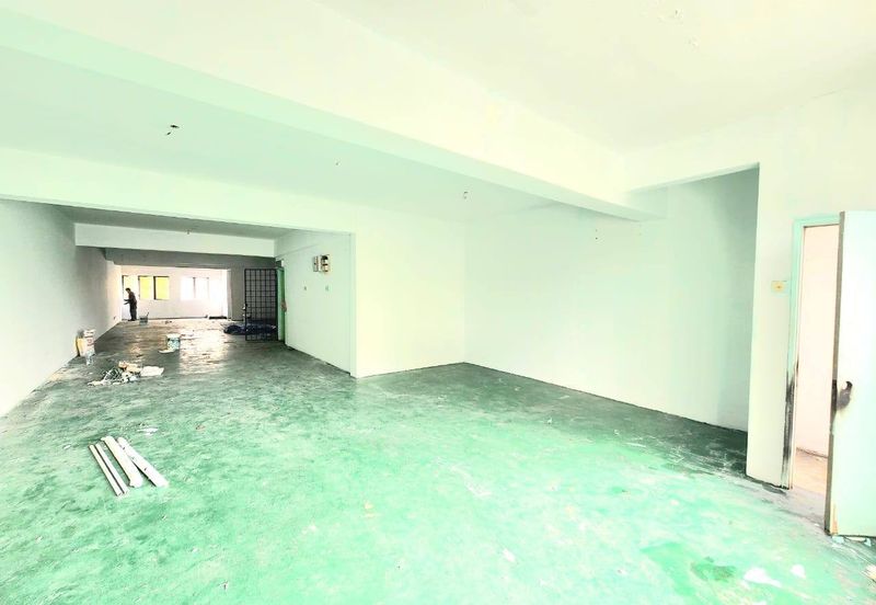 4 Storey Shop Offices Tmn Perindustrian KIP Kepong