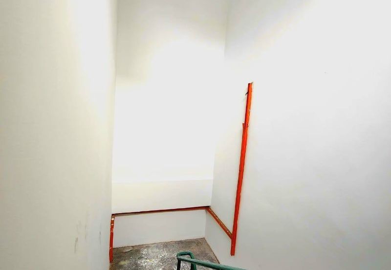 4 Storey Shop Offices Tmn Perindustrian KIP Kepong