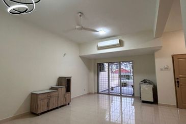 Pusat Bandar Putra Permai