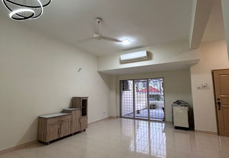 Pusat Bandar Putra Permai