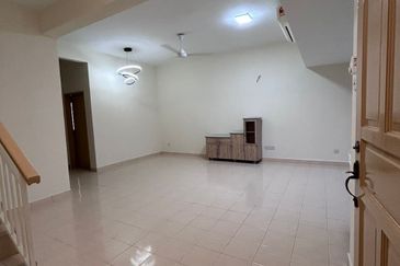 Pusat Bandar Putra Permai