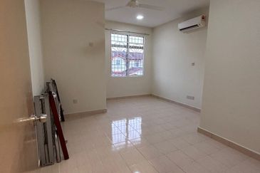 Pusat Bandar Putra Permai