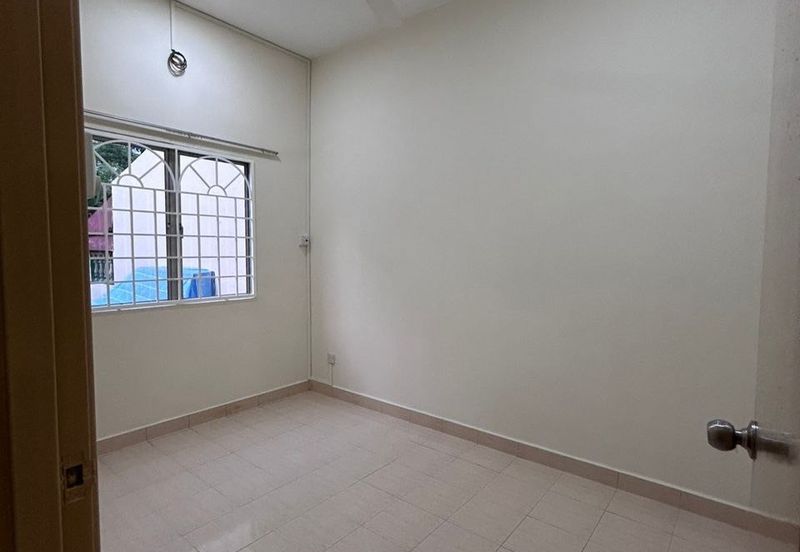 Pusat Bandar Putra Permai