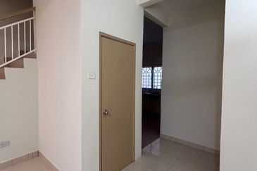 Pusat Bandar Putra Permai