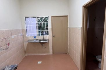 Pusat Bandar Putra Permai