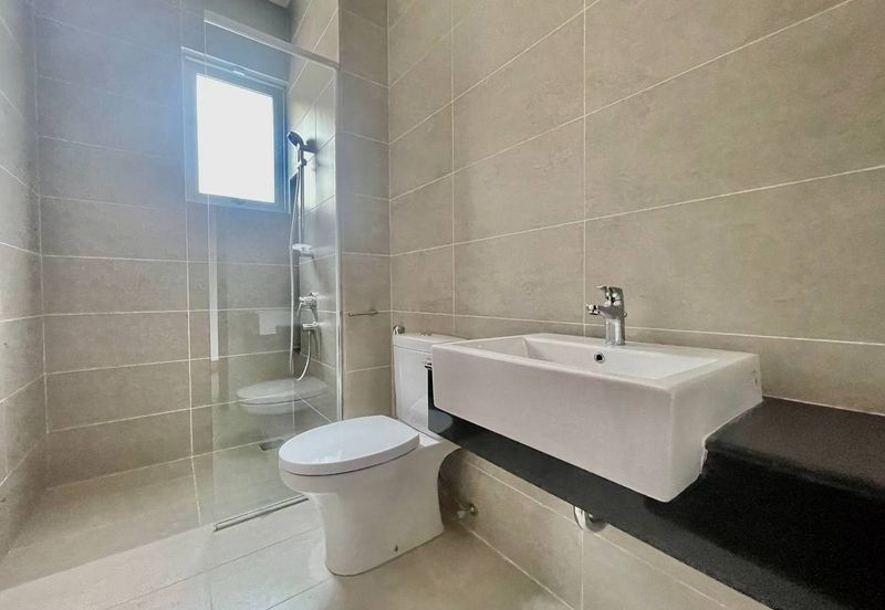 Charming Essex, Setia Eco Templer