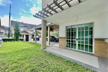 Charming Essex, Setia Eco Templer