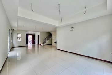 Charming Essex, Setia Eco Templer