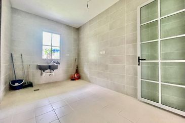 Charming Essex, Setia Eco Templer