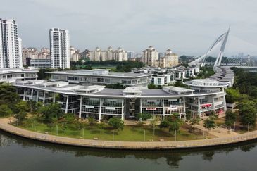 FOR SALE COMMERCIAL OFFICE SHOP @ AYER 8 , PUTRAJAYA