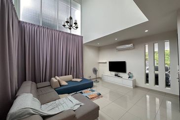 Trillium, Perdana Lakeview East