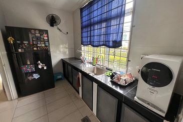 Trillium, Perdana Lakeview East