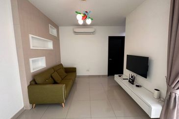 Trillium, Perdana Lakeview East