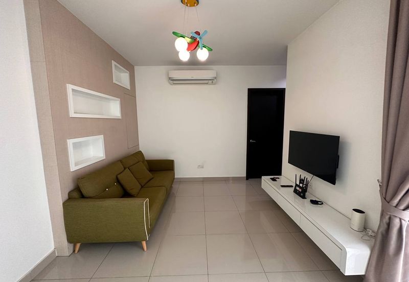 Trillium, Perdana Lakeview East