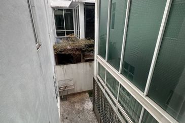 Trillium, Perdana Lakeview East