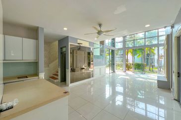 Symphony Hills Schubert