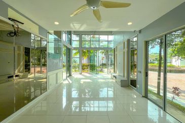 Symphony Hills Schubert