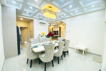 Crescent Park Townvilla