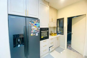 Crescent Park Townvilla