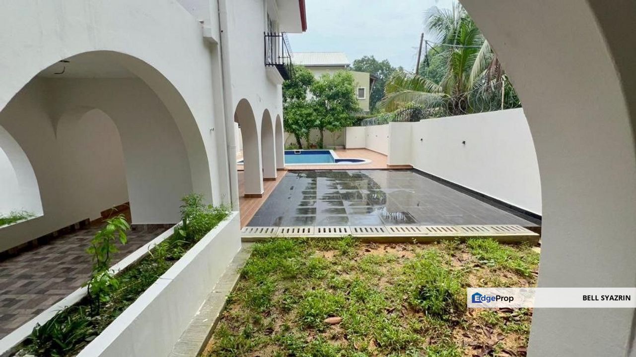 A Beautiful European-English designed Bungalow in PJ FOR sale, Selangor, Petaling Jaya