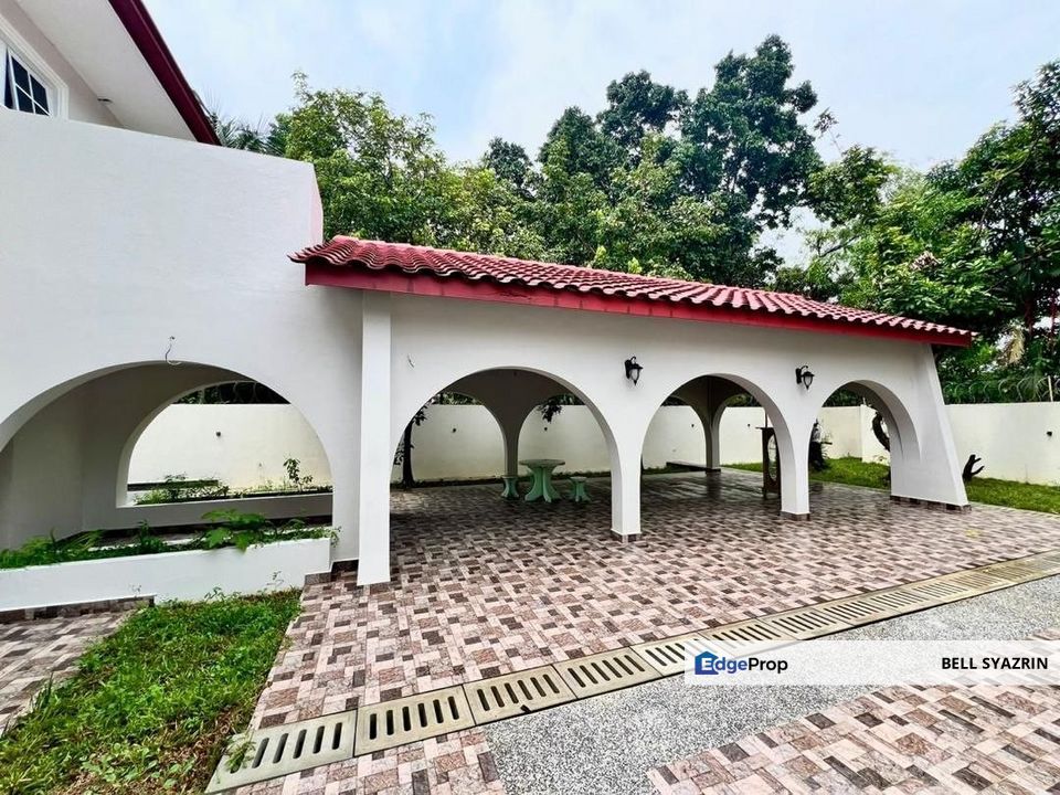 A Beautiful European-English designed Bungalow in PJ FOR sale, Selangor, Petaling Jaya