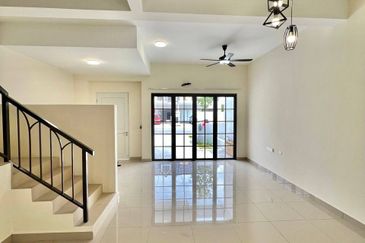 Monet Springtime @ Sunsuria City