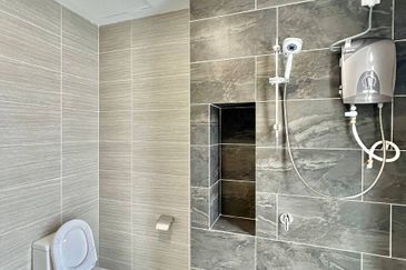 Monet Springtime @ Sunsuria City