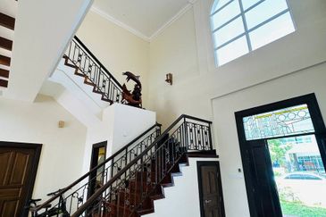 ADMIRAL MARINA MANSION