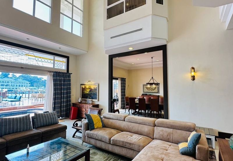 ADMIRAL MARINA MANSION