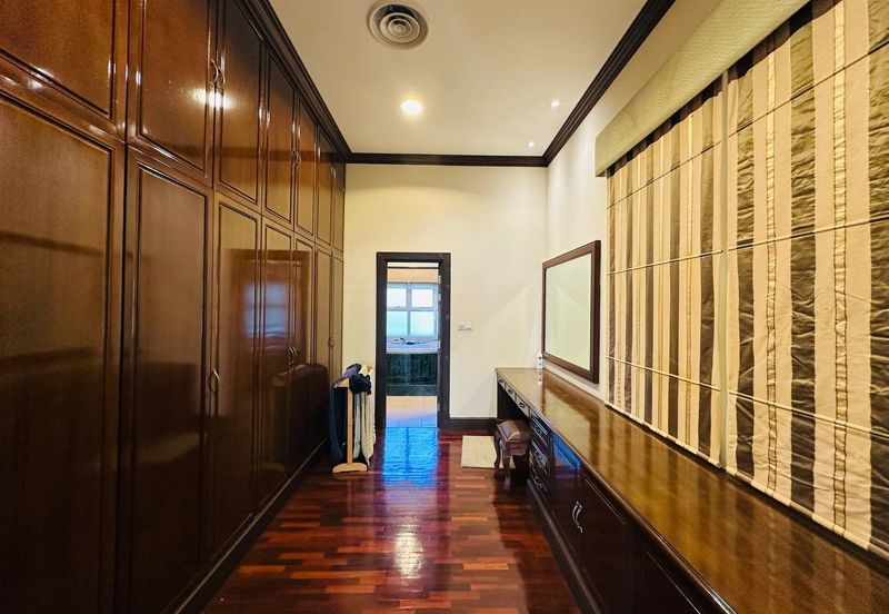 ADMIRAL MARINA MANSION