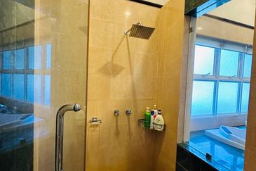 ADMIRAL MARINA MANSION