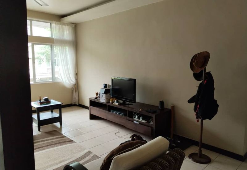 Meranti Terrace Condo kota kemuning 