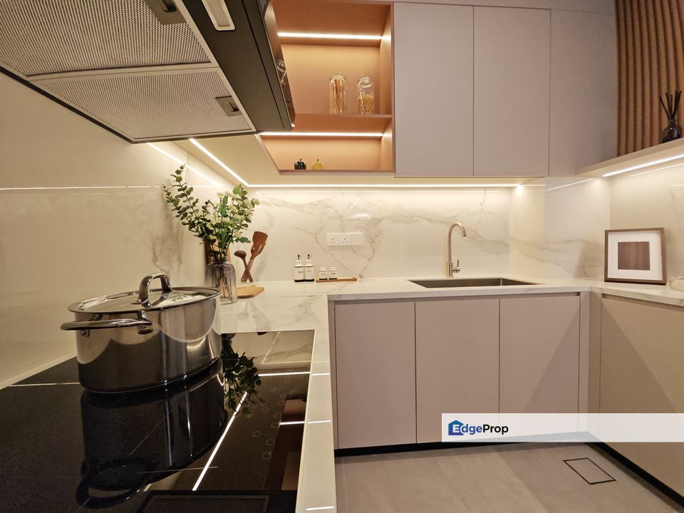 Bayu Timur Residences Bukit Rimau Shah Alam , Selangor, Shah Alam