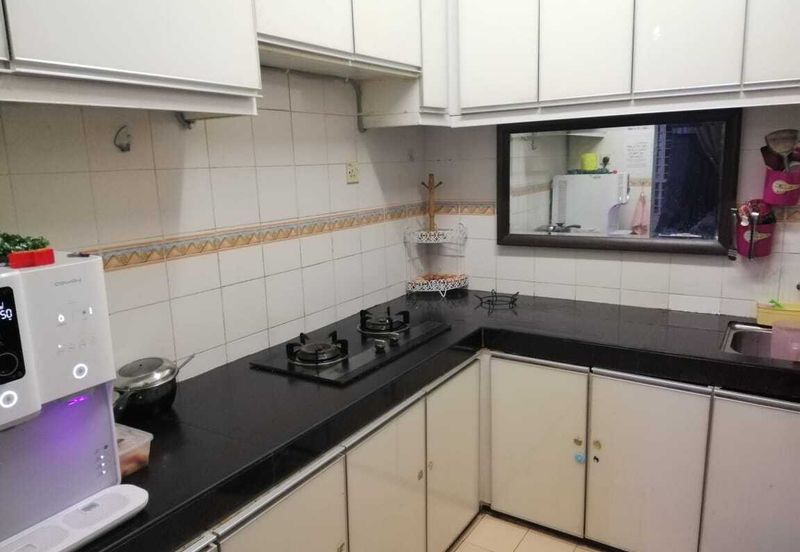 Apartment Lili Bukit Subang