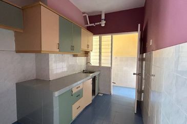 Sri Wira Apartment, Ukay Perdana