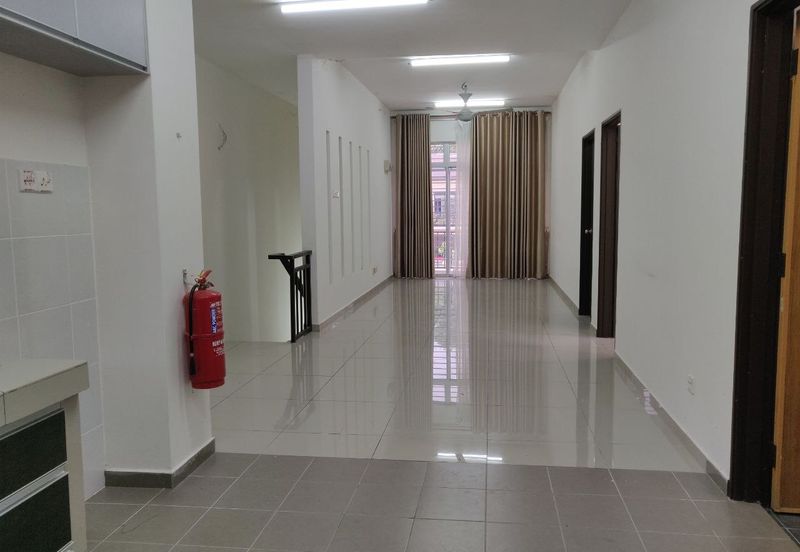 Townhouse Taman Alam Mewah @ Budiman Valley, Shah Alam U15