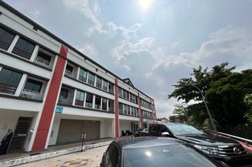 Excella Business Park, Ampang with ample parking and privacy