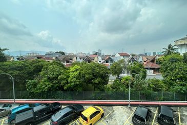 Excella Business Park, Ampang with ample parking and privacy