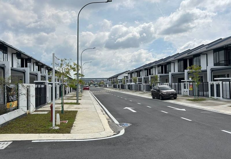 Nadira 3 @ Bukit Raja