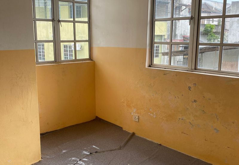 RUMAH TERES 2 TINGKAT ENDLOT, BANDAR PUNCAK ALAM