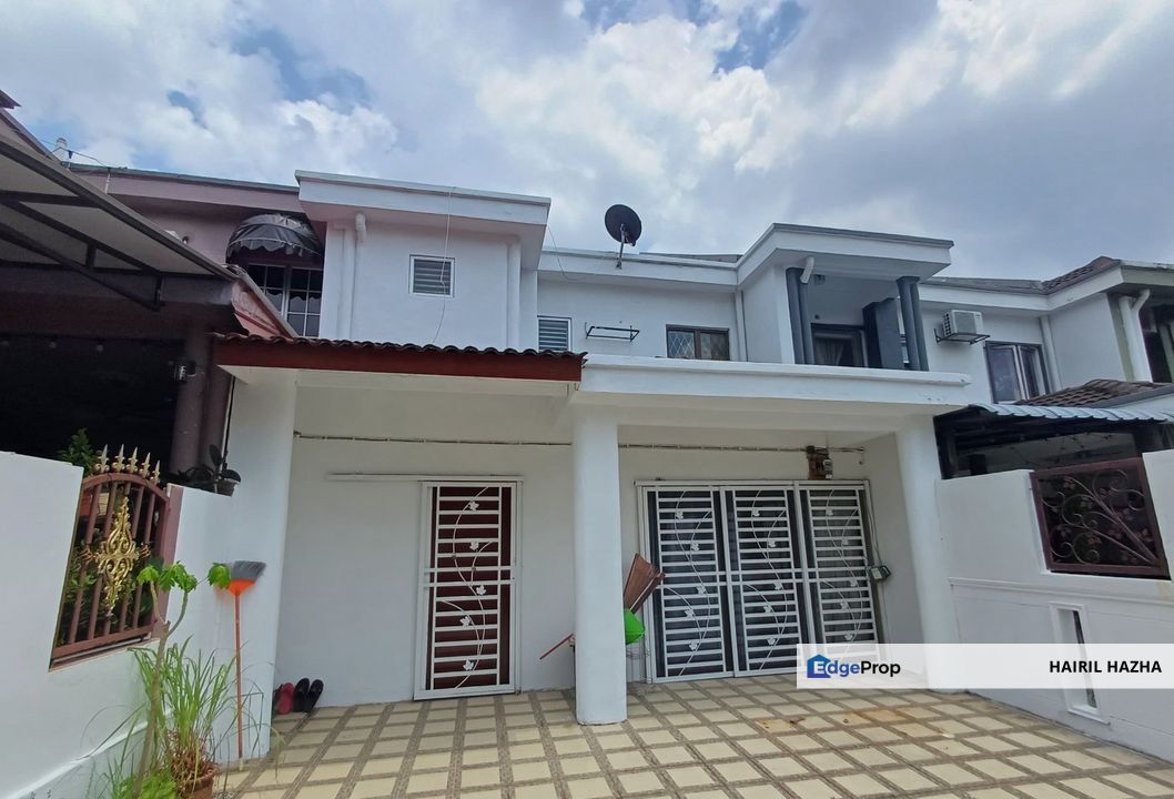 Rumah Teres 2 Tingkat, Seksyen 7 Shah Alam - baru cat macam rumah baru, Selangor, Shah Alam