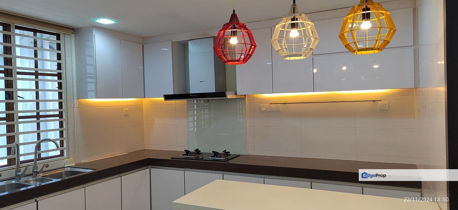 3 Storey House Laman Rimbunan For Sale, Kuala Lumpur, Kepong