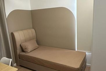 Tuan 2egacy (Tuan Residency 2)