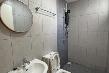 Tuan 2egacy (Tuan Residency 2)