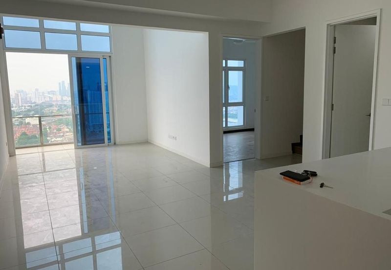 Clarita Tower @ Eco Sky