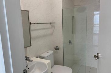 Clarita Tower @ Eco Sky