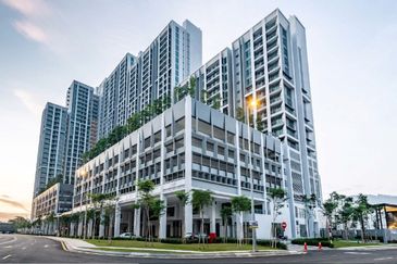 Fortune Centra Residence