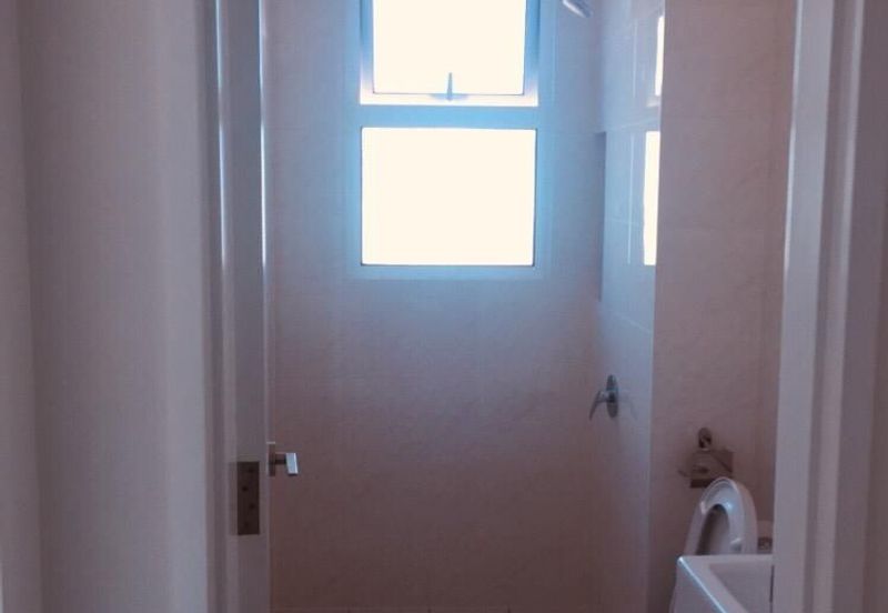 Aurora Tower @ Eco Sky