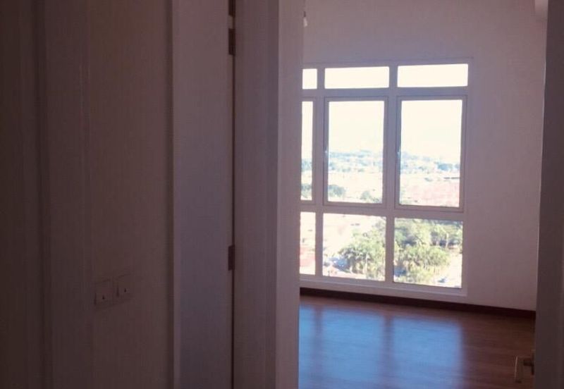 Aurora Tower @ Eco Sky